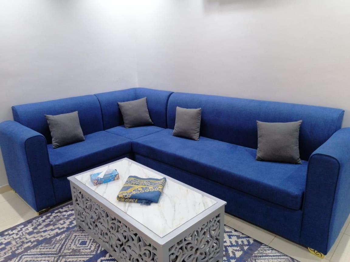 اجنحه البيداء للوحدات السكنيه فرع الجنوبي Abyar 'Ali Exterior photo