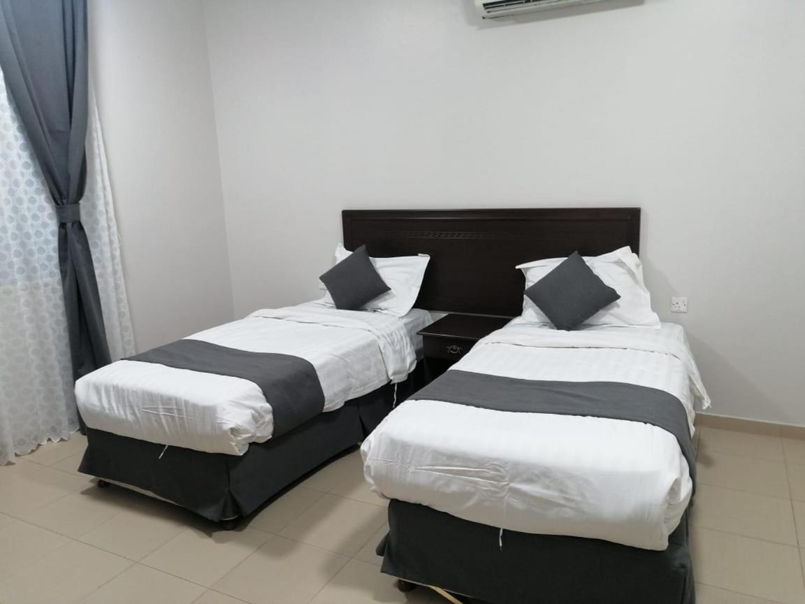 اجنحه البيداء للوحدات السكنيه فرع الجنوبي Abyar 'Ali Exterior photo